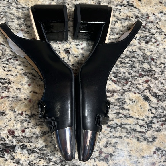 Adrienne Vittadini Chrome Toe Slingback Shoes - Picture 7 of 10